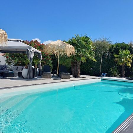 Suites By Aix Keys Avec Jacuzzi Privatif 5 Min Des Plages Fouras Saint-Laurent-de-la-Prée Exterior foto