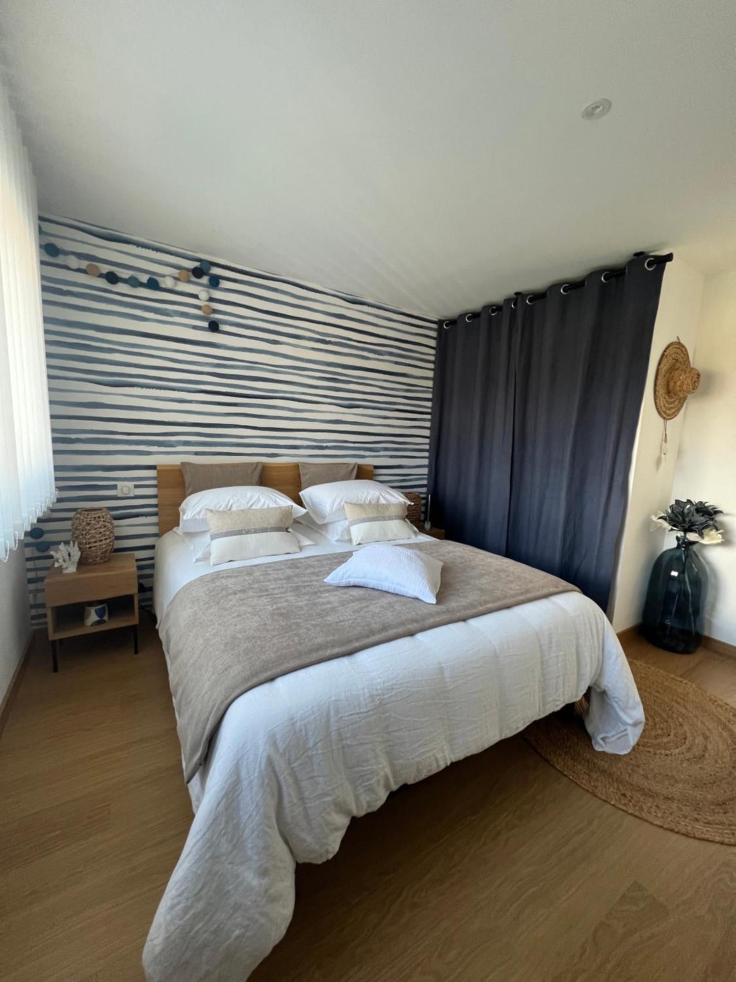Suites By Aix Keys Avec Jacuzzi Privatif 5 Min Des Plages Fouras Saint-Laurent-de-la-Prée Exterior foto